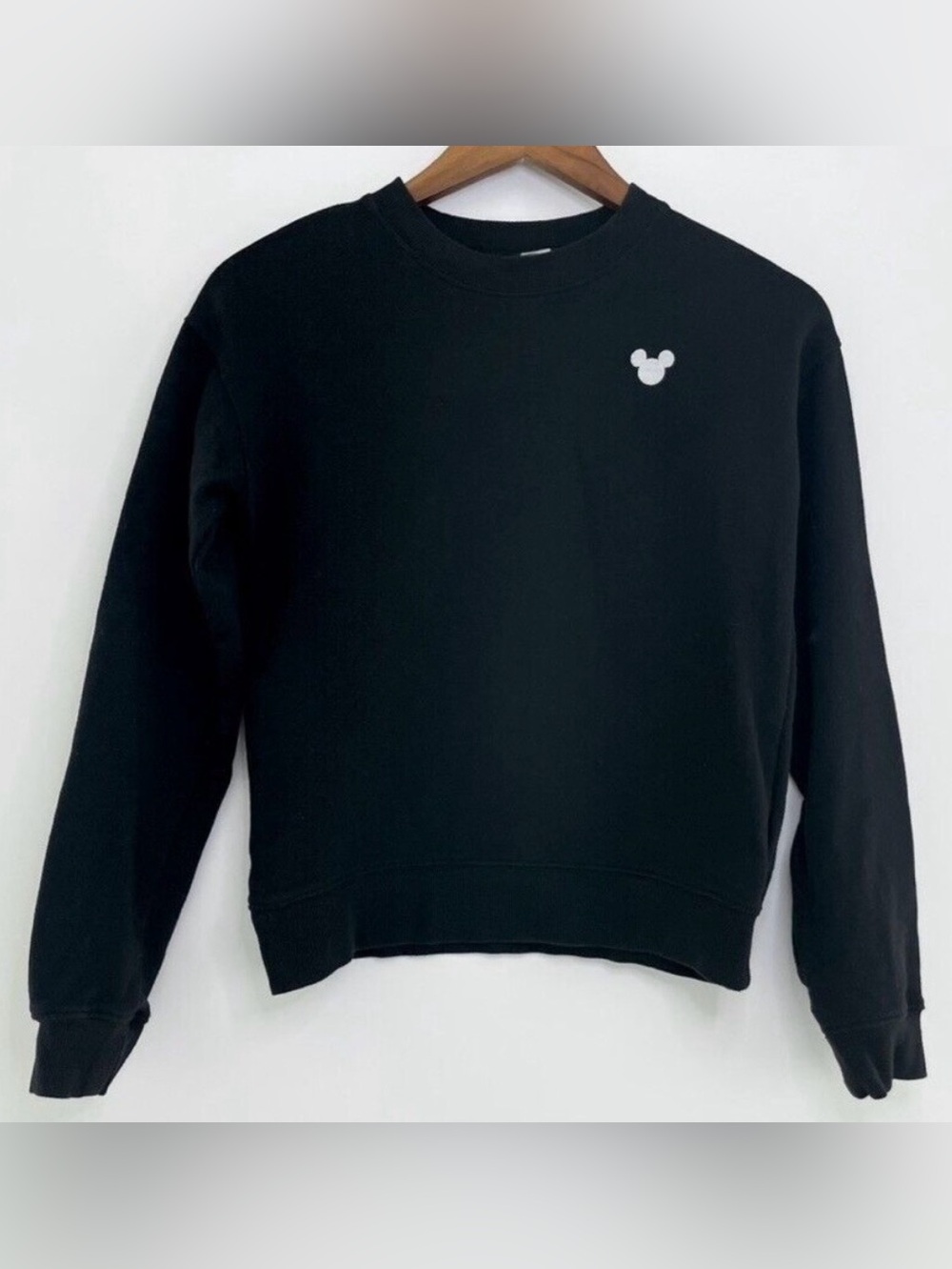 Divided H&M Disney Black Sweatshirt